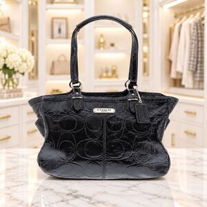 COACH Black Signature Classic Patent Leather Embossed Logo handbag/tote bag